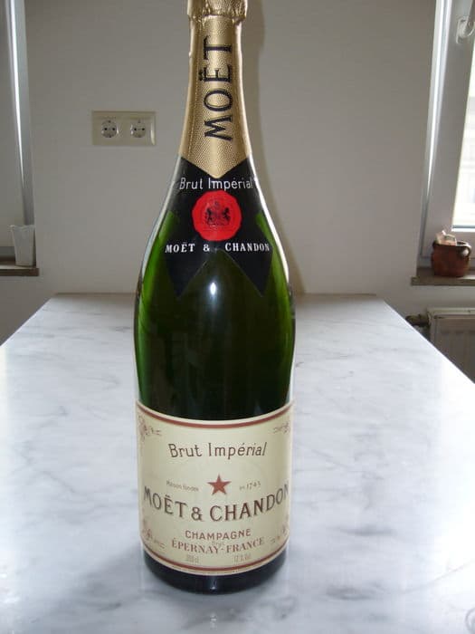 Mo_t _ Chandon Champagnes